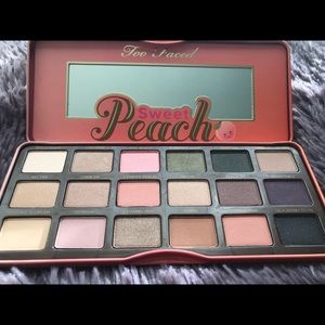 Sweet peach palette